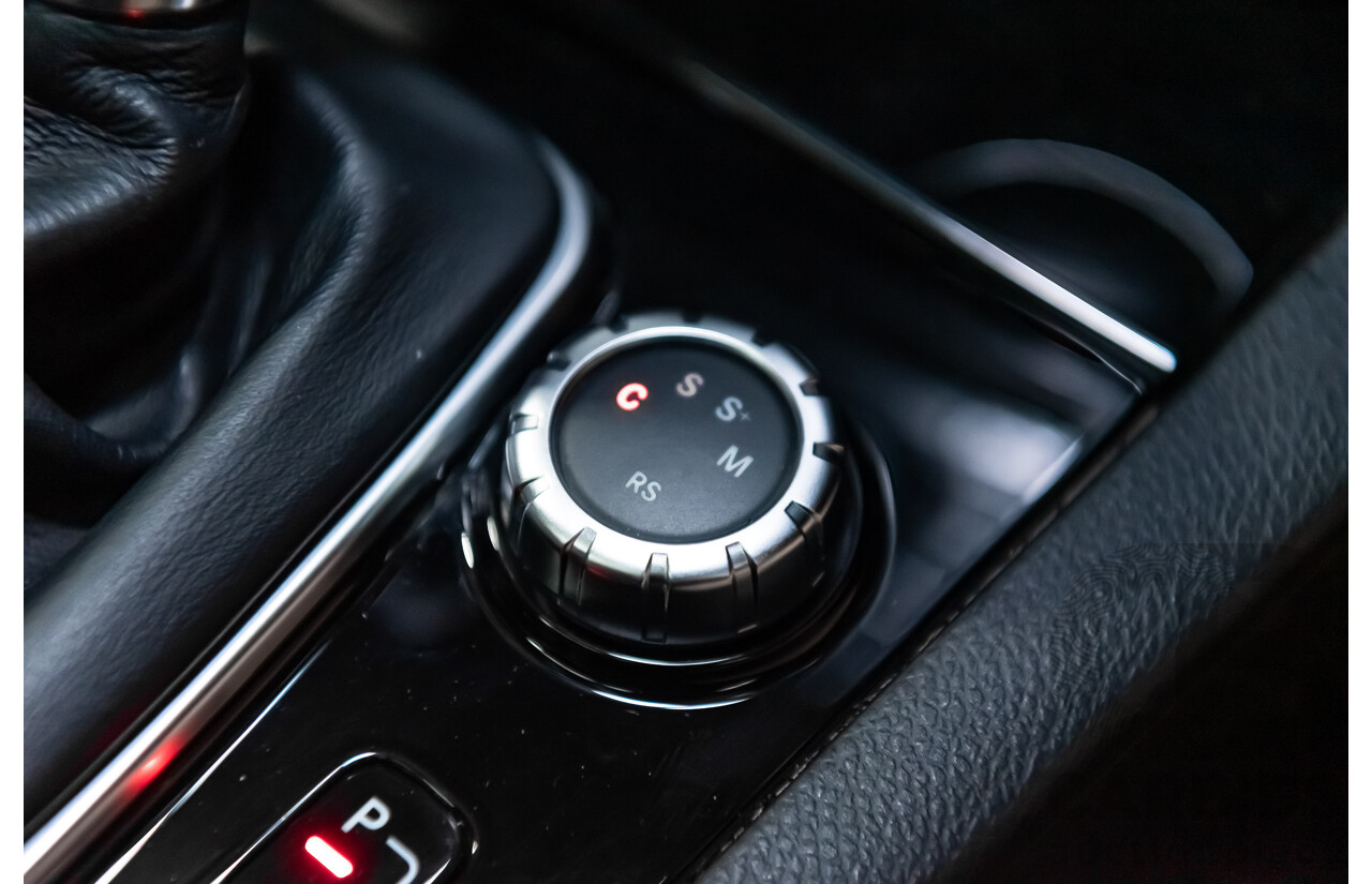 11/11 Mercedes-Benz C63 AMG RWD W204 MY11 4D Sedan Magnetite Black Metallic V8 6.3L