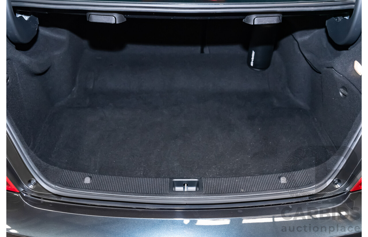 11/11 Mercedes-Benz C63 AMG RWD W204 MY11 4D Sedan Magnetite Black Metallic V8 6.3L