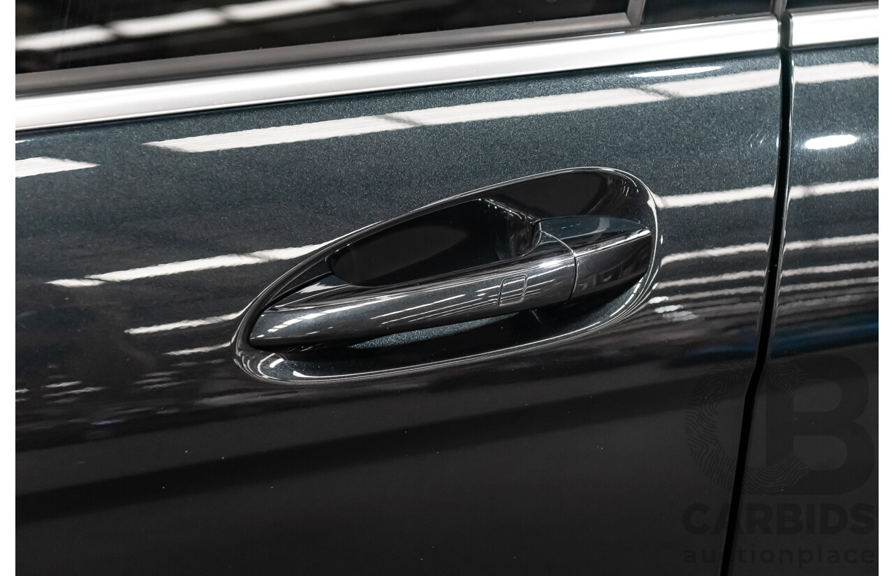 11/11 Mercedes-Benz C63 AMG RWD W204 MY11 4D Sedan Magnetite Black Metallic V8 6.3L