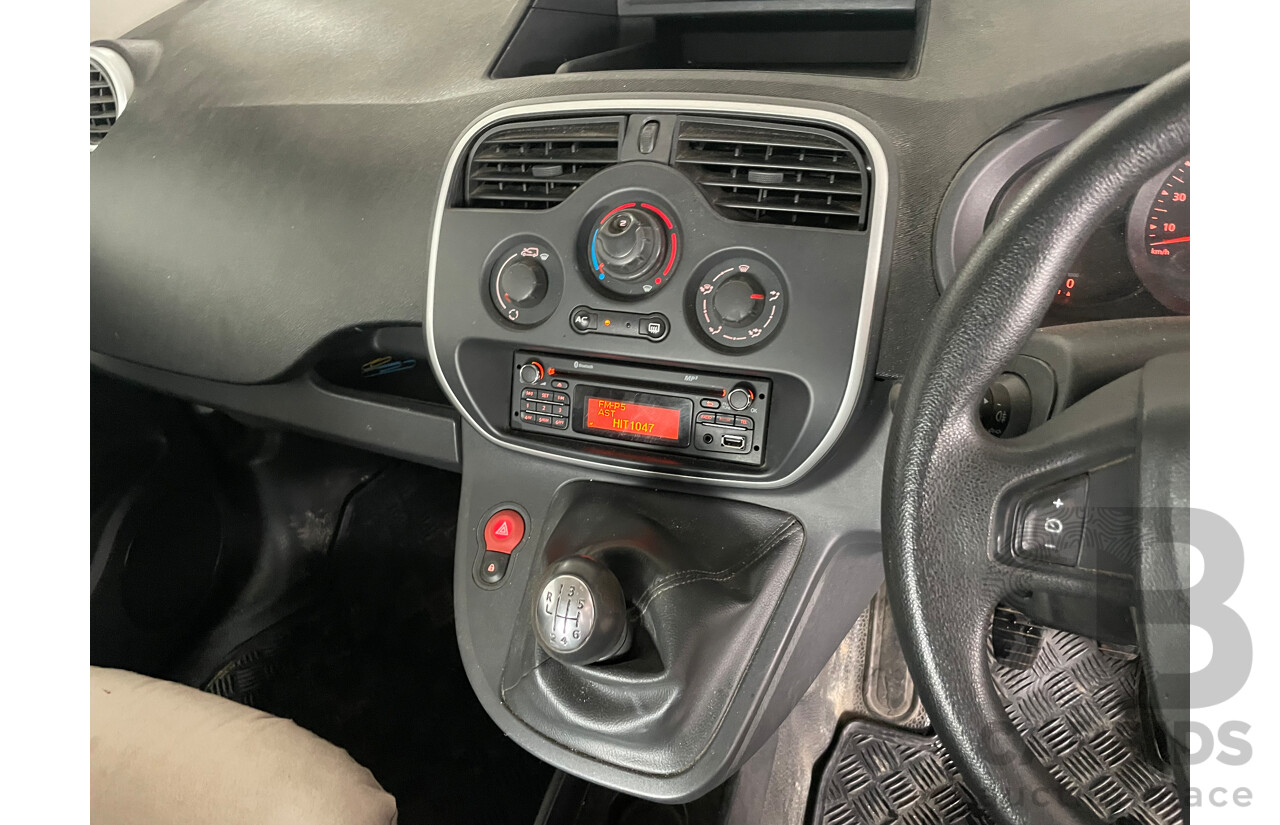 07/14 Renault Kangoo MAXI FWD X61 MY14 4D Van White 1.5L