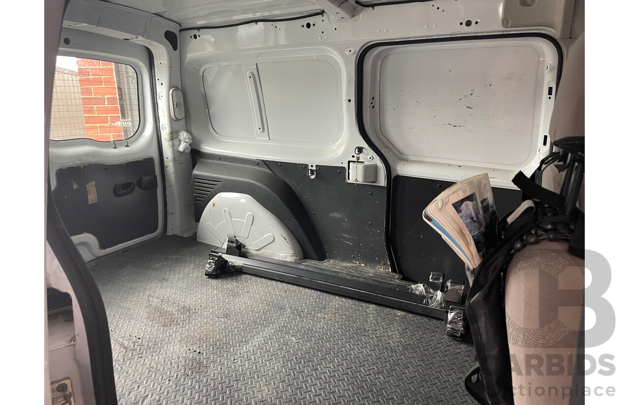 07/14 Renault Kangoo MAXI FWD X61 MY14 4D Van White 1.5L