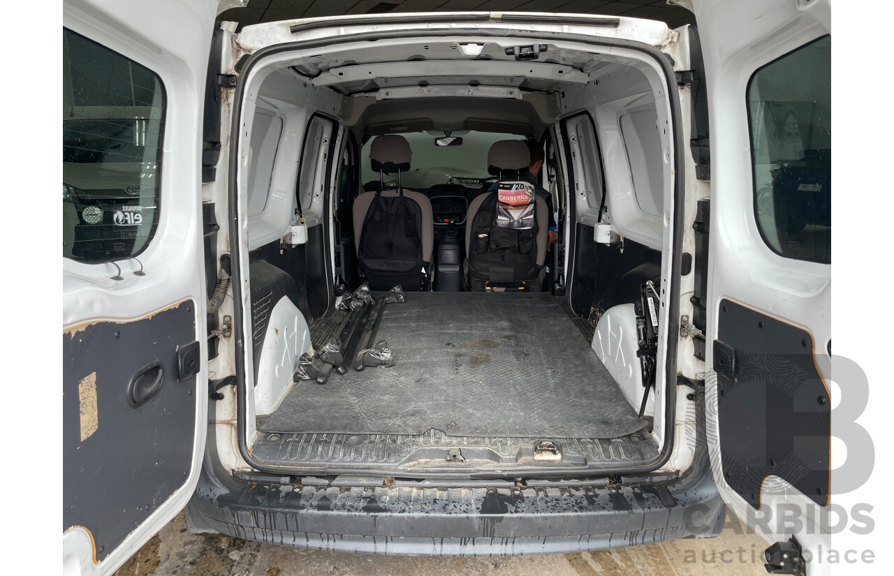 07/14 Renault Kangoo MAXI FWD X61 MY14 4D Van White 1.5L