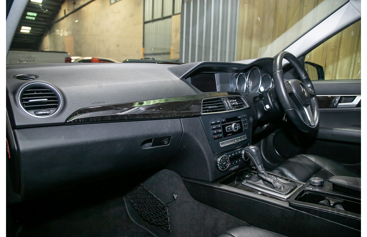 8/2012 Mercedes Benz C250 CDI Avantgarde BE W204 MY12 4d Sedan Blue Turbo Diesel 2.1L