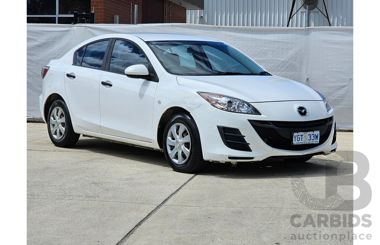 04/10 Mazda Mazda3 NEO FWD BL 4D Sedan White 2.0L