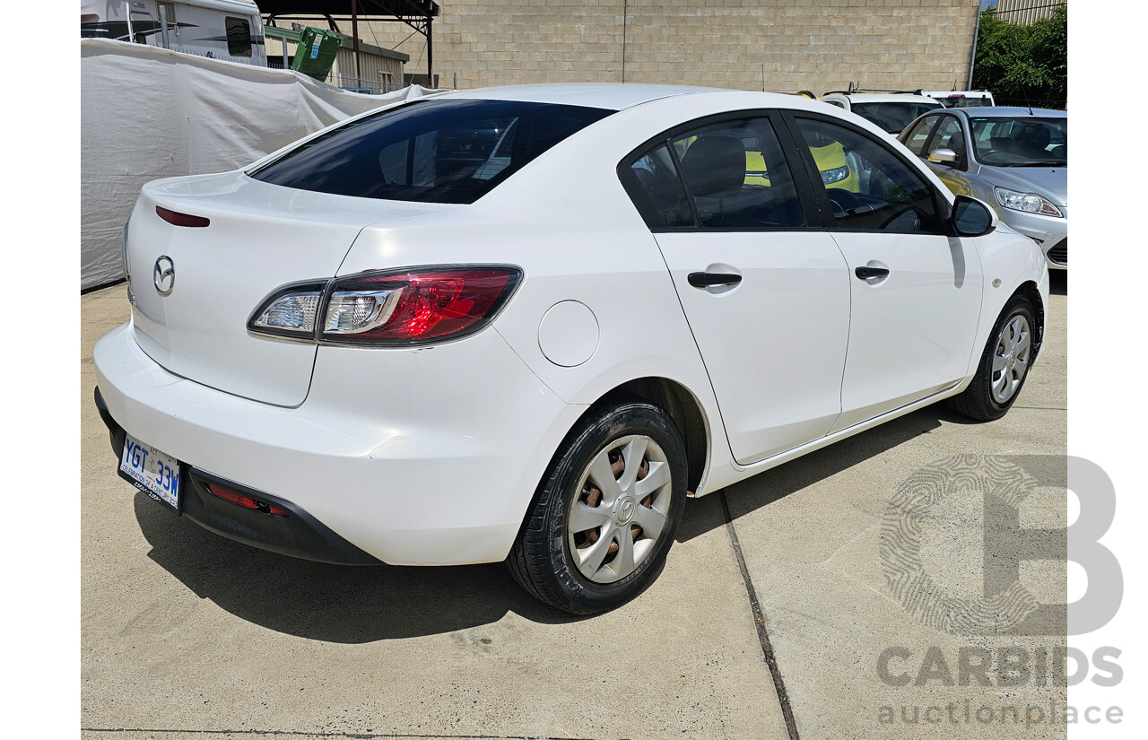 04/10 Mazda Mazda3 NEO FWD BL 4D Sedan White 2.0L