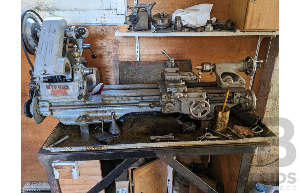 Myford M7 Metal Working Lathe with Chcuks and Other Accessories