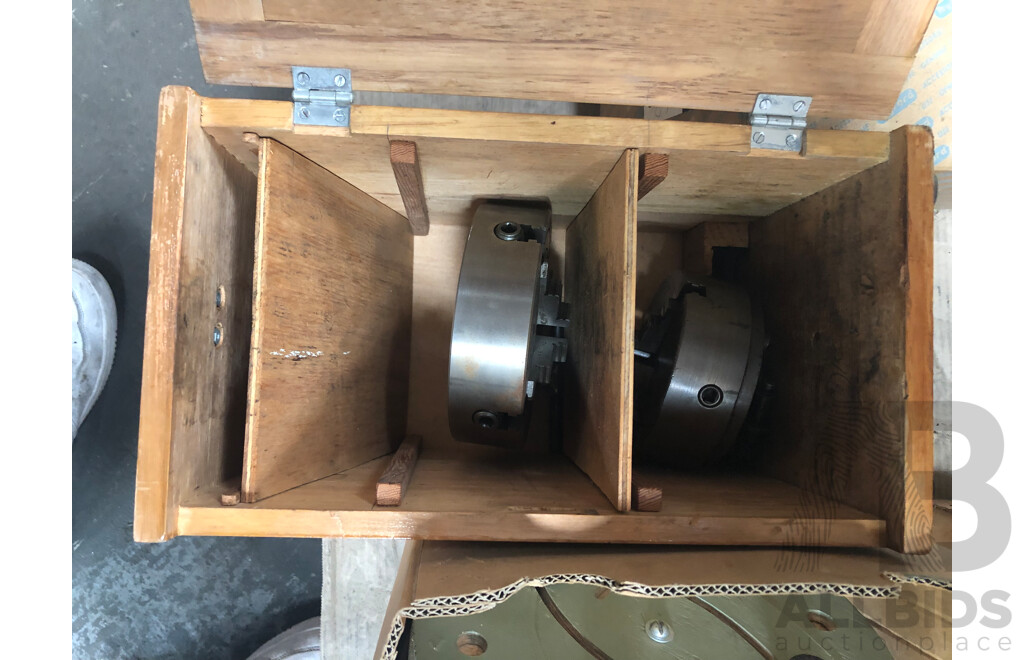 Myford M7 Metal Working Lathe with Chcuks and Other Accessories