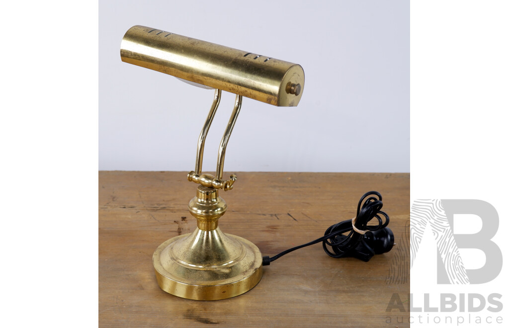 Antique Style Bankers Lamp