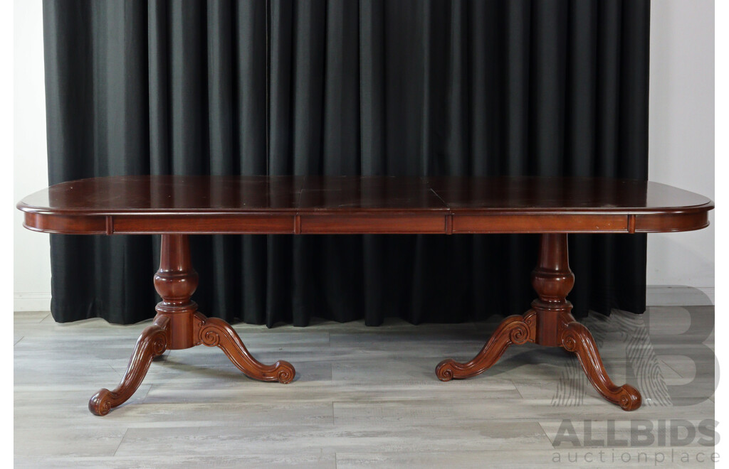 Reproduction Mahogany Six Piece Dining Suite