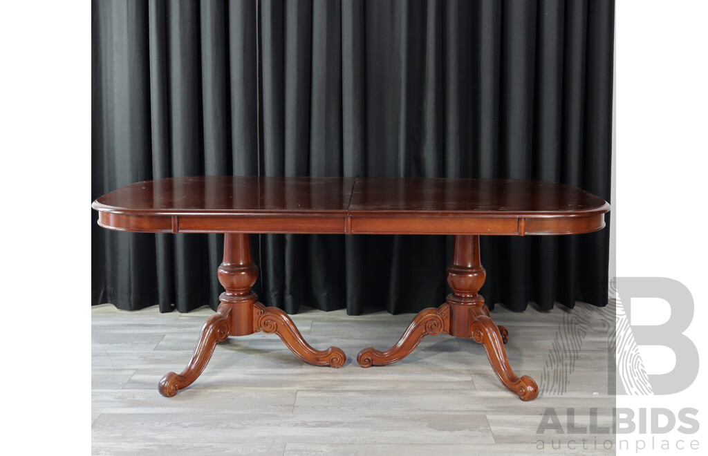 Reproduction Mahogany Six Piece Dining Suite