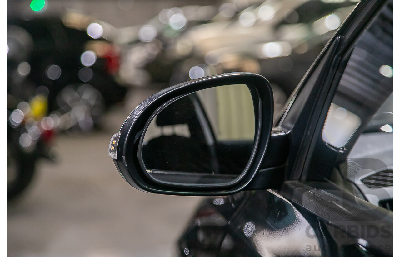 06/12 Hyundai I30 cw SX 2.0 FWD FD MY12 4D Wagon Black 2.0L