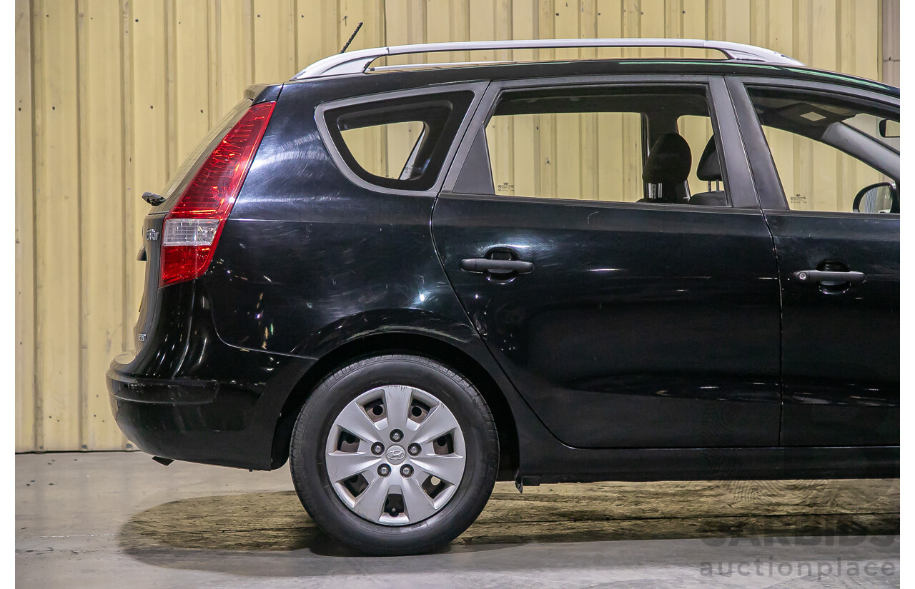 06/12 Hyundai I30 cw SX 2.0 FWD FD MY12 4D Wagon Black 2.0L