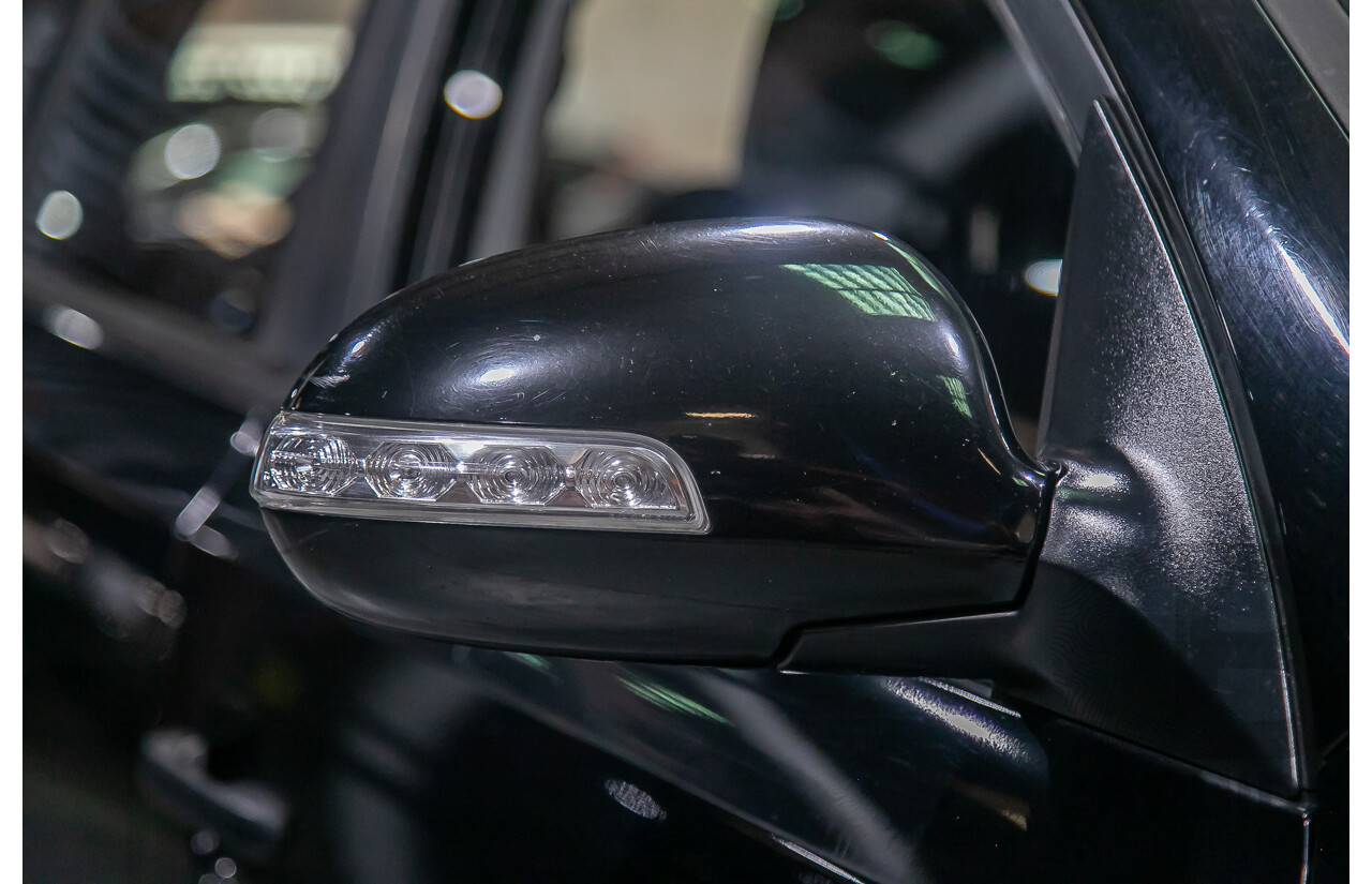 06/12 Hyundai I30 cw SX 2.0 FWD FD MY12 4D Wagon Black 2.0L