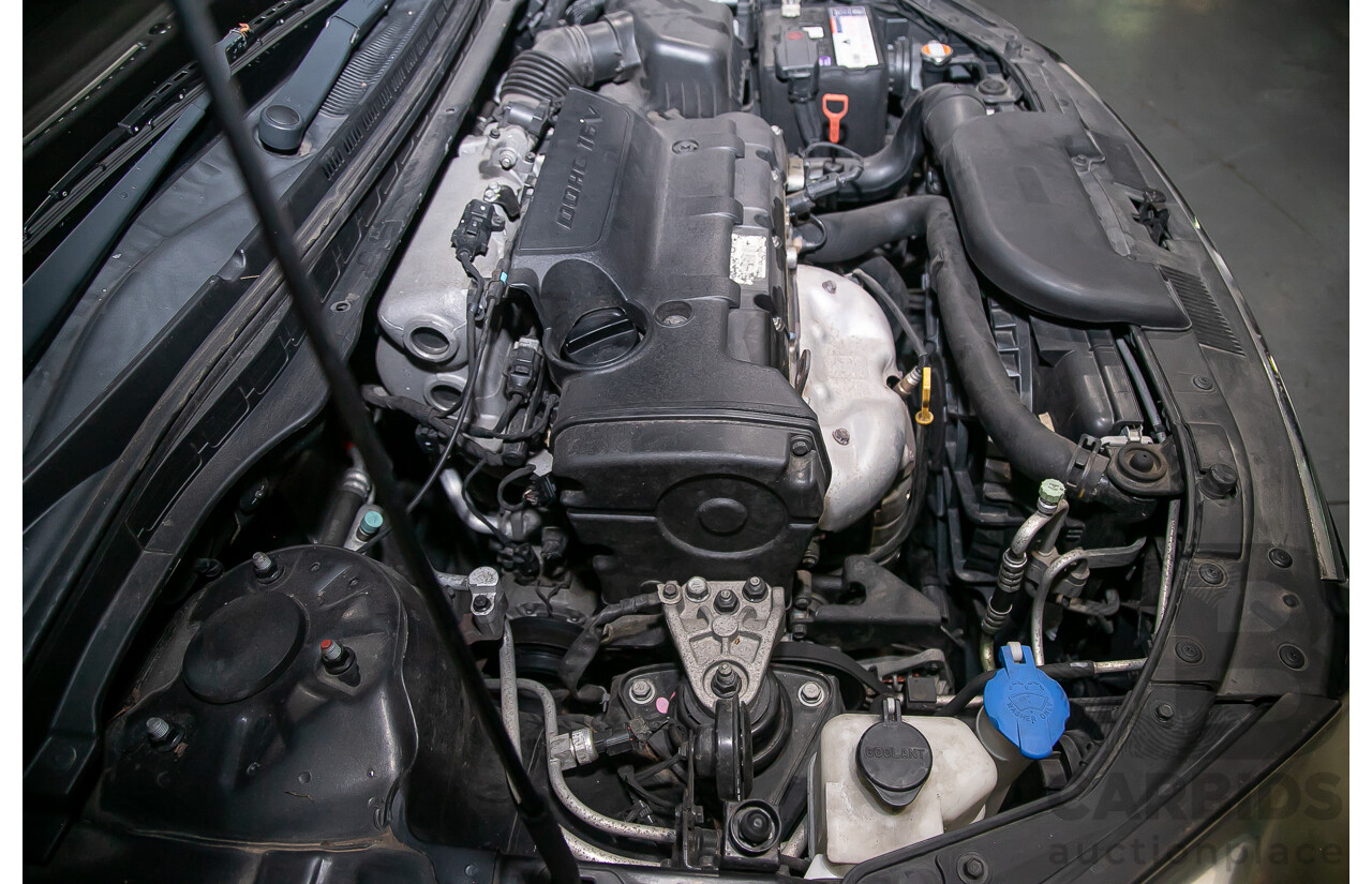 06/12 Hyundai I30 cw SX 2.0 FWD FD MY12 4D Wagon Black 2.0L