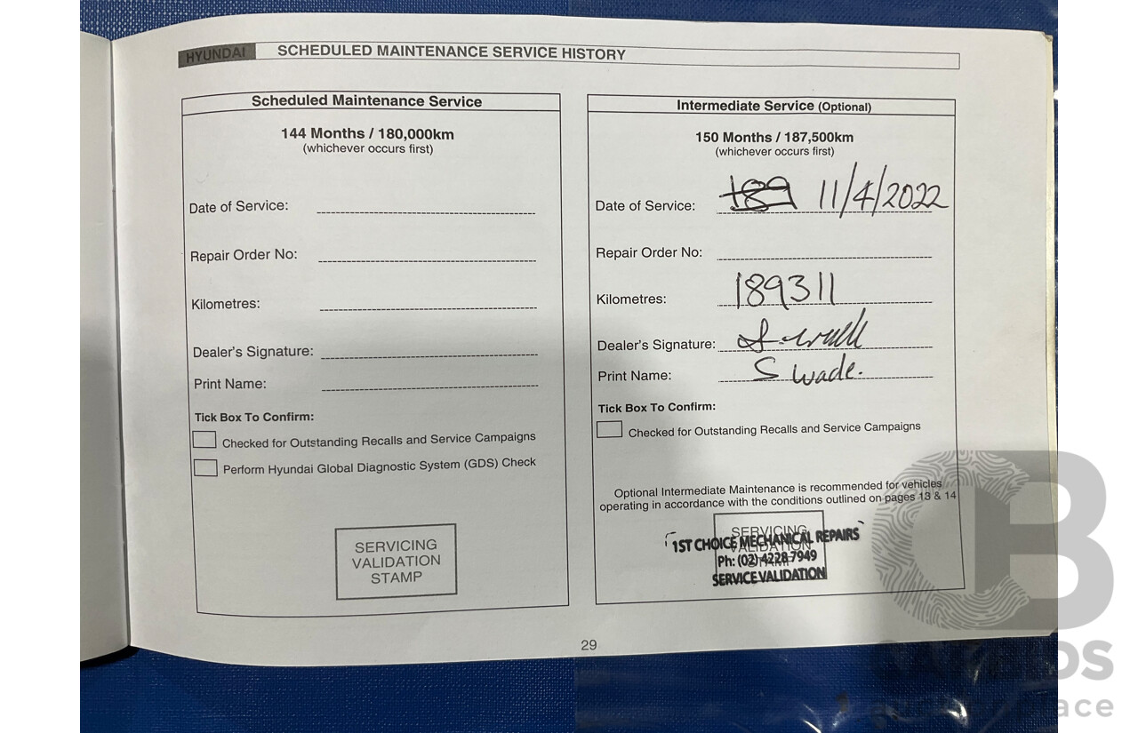 06/12 Hyundai I30 cw SX 2.0 FWD FD MY12 4D Wagon Black 2.0L