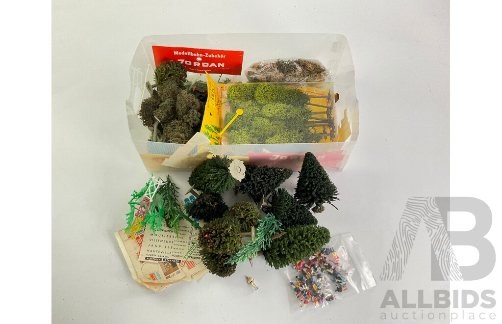 Large Collection of Boxed HO Scale Rolling Stock and Scenery Items Including Lima French SNCF Locomotive and Passenger Carriages, Faller Buildings, Tunnels...