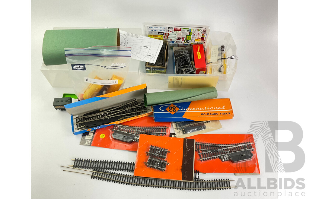 Large Collection of Boxed HO Scale Rolling Stock and Scenery Items Including Lima French SNCF Locomotive and Passenger Carriages, Faller Buildings, Tunnels...