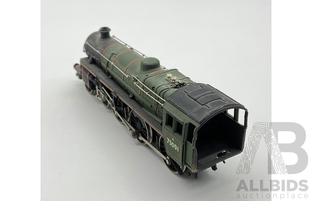 Three HO Scale Locomotives Including Steam Locomotives SCNF 231.2.82, Mainline 75001 and Lima Santa Fe Diesel Locomotive 106