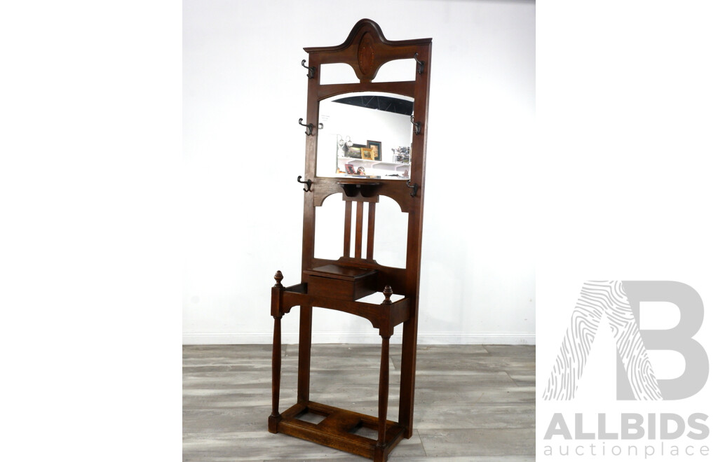 Blackwood Hall Stand