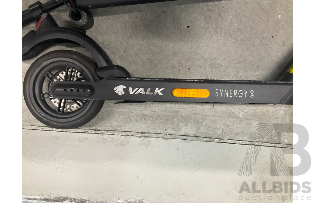 Valk Synergy Scooter