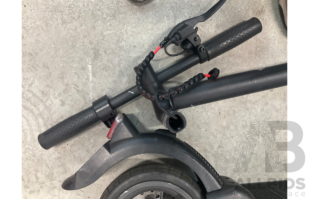 Valk Synergy Scooter