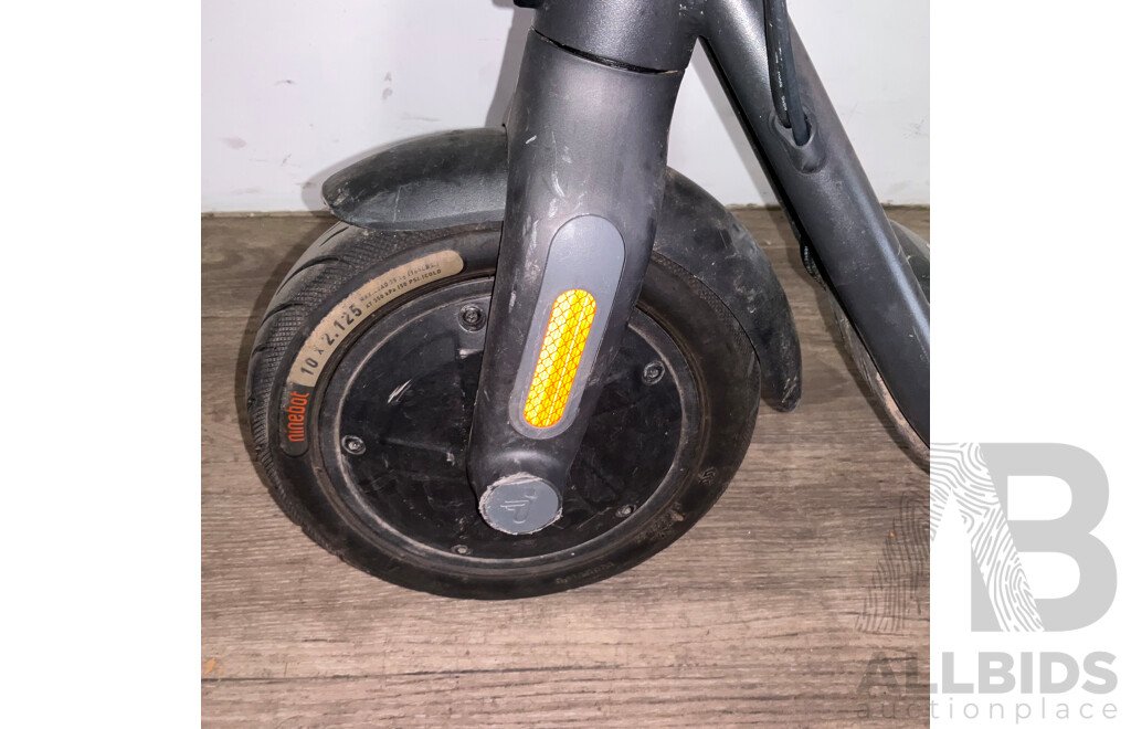 Segway Ninebot Kickscooter F20A Electric EScooter - ORP $1,199.00