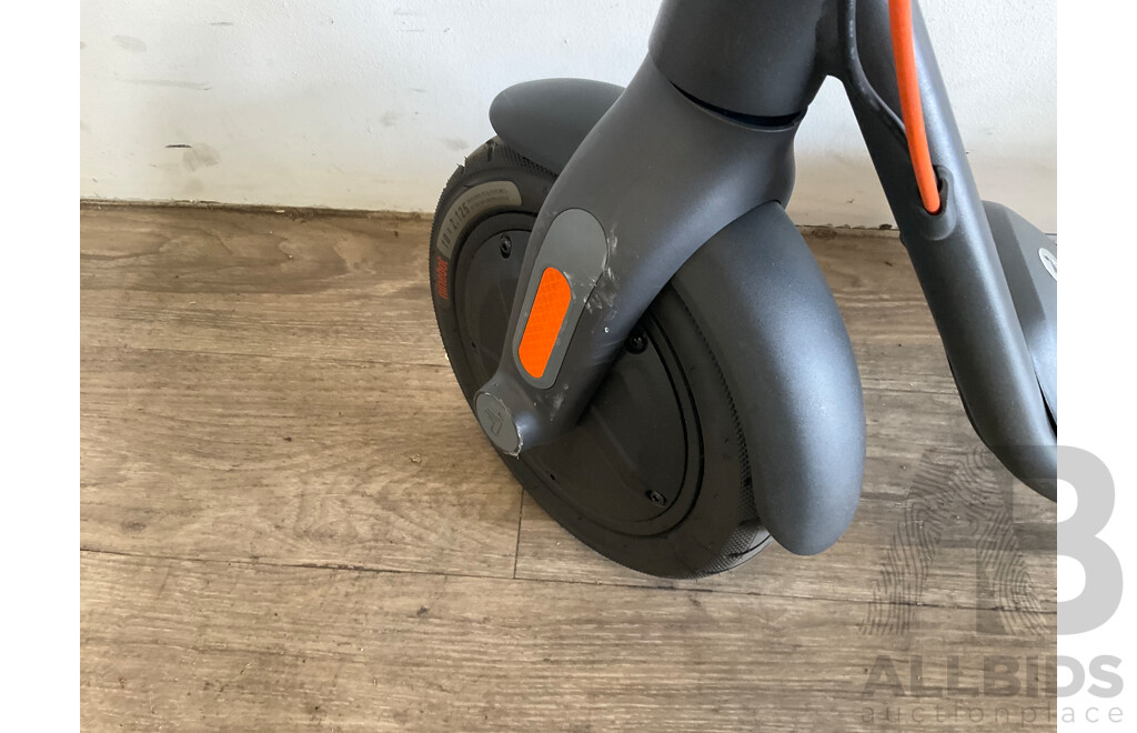 Segway Ninebot Kickscooter F30 - ORP $399.00