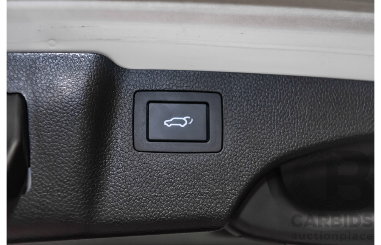 06/16 Hyundai Santa Fe SR CRDi (4x4) AWD DM MY15 4D Wagon White 2.2L