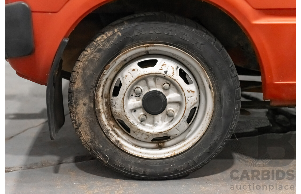 7/1981 Suzuki Hatch 800 Van Red 0.5L