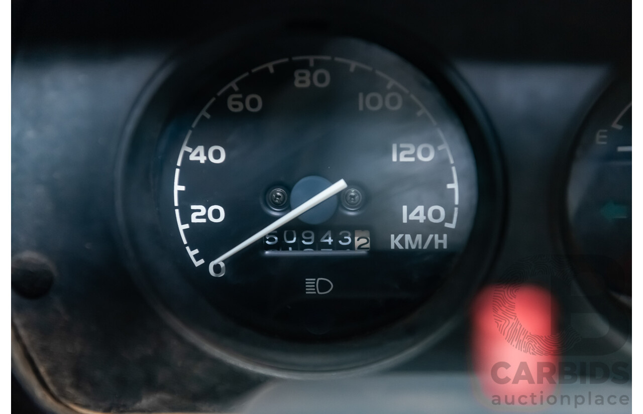 7/1981 Suzuki Hatch 800 Van Red 0.5L