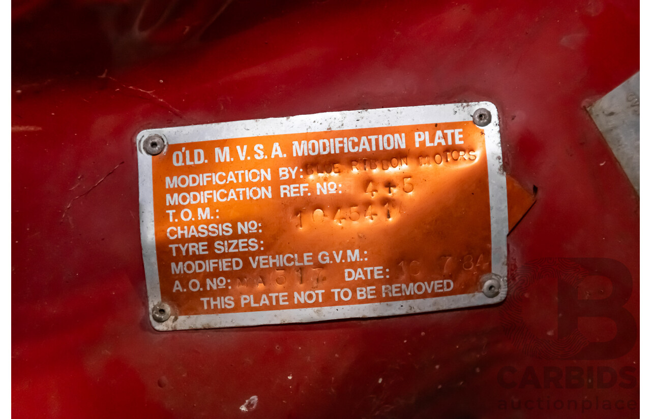 7/1981 Suzuki Hatch 800 Van Red 0.5L