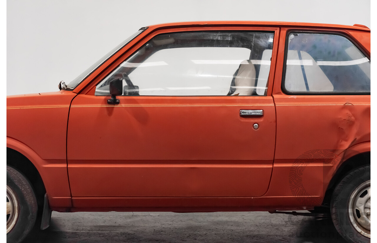 7/1981 Suzuki Hatch 800 Van Red 0.5L