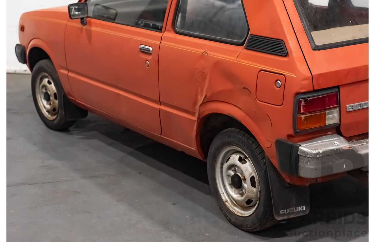 7/1981 Suzuki Hatch 800 Van Red 0.5L
