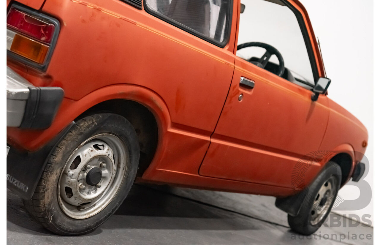 7/1981 Suzuki Hatch 800 Van Red 0.5L
