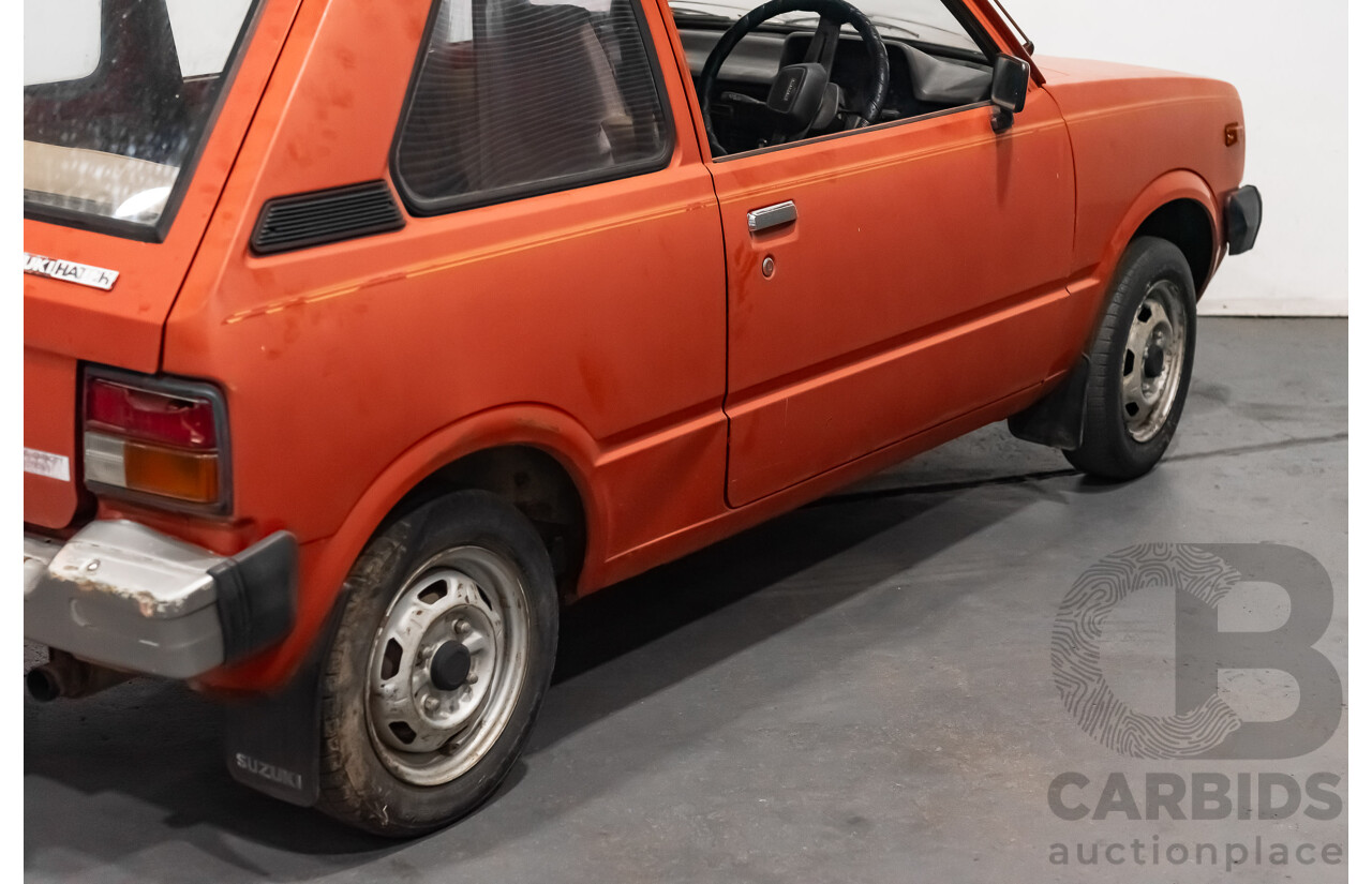 7/1981 Suzuki Hatch 800 Van Red 0.5L