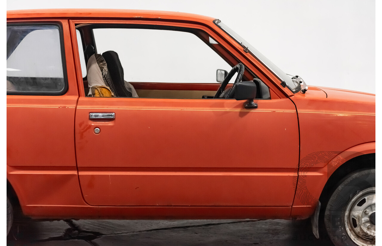 7/1981 Suzuki Hatch 800 Van Red 0.5L