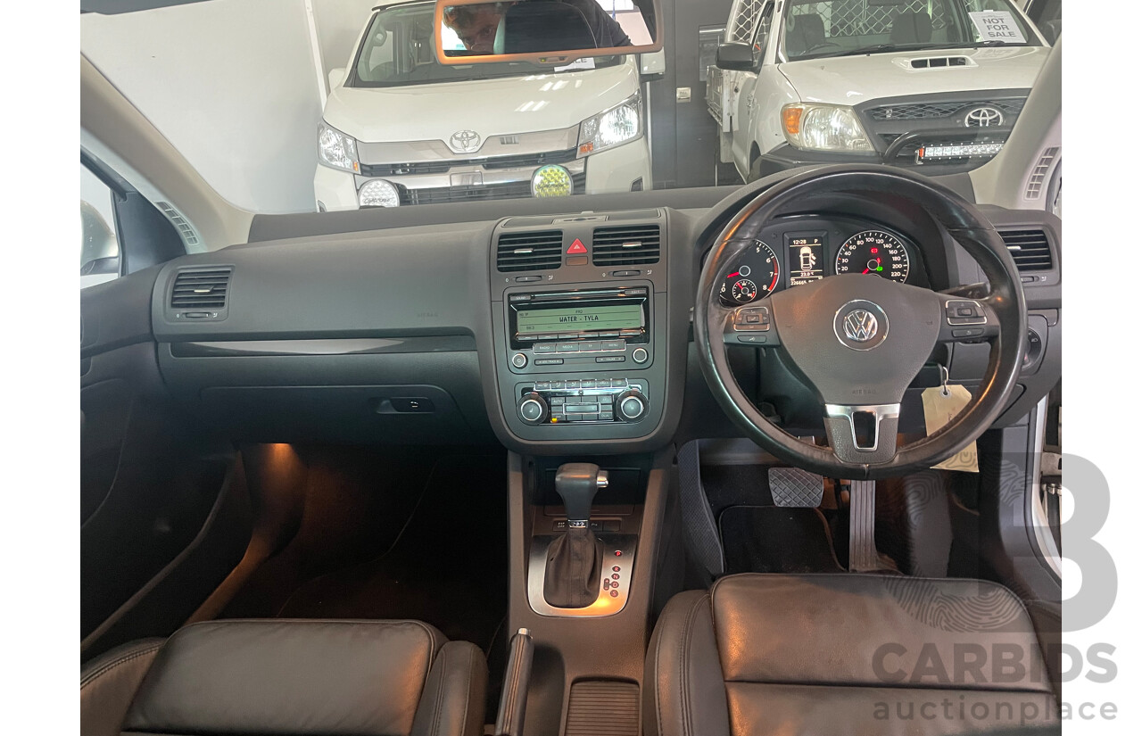 02/10 Volkswagen Jetta 118 TSI FWD 1KM MY10 4D Sedan Silver 1.4L