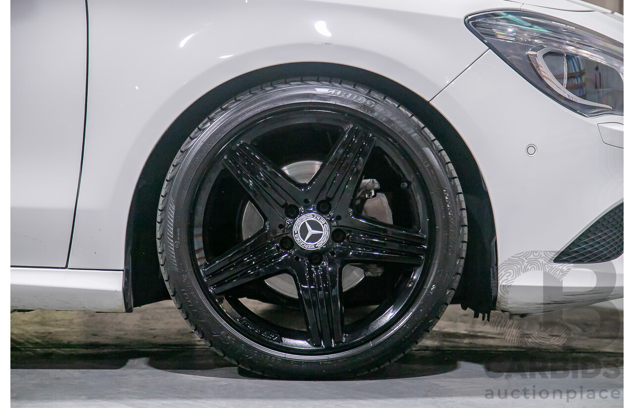 12/2015 Mercedes Benz CLA200 Shooting Brake 117 4d Wagon Calcite White Turbo 1.6L