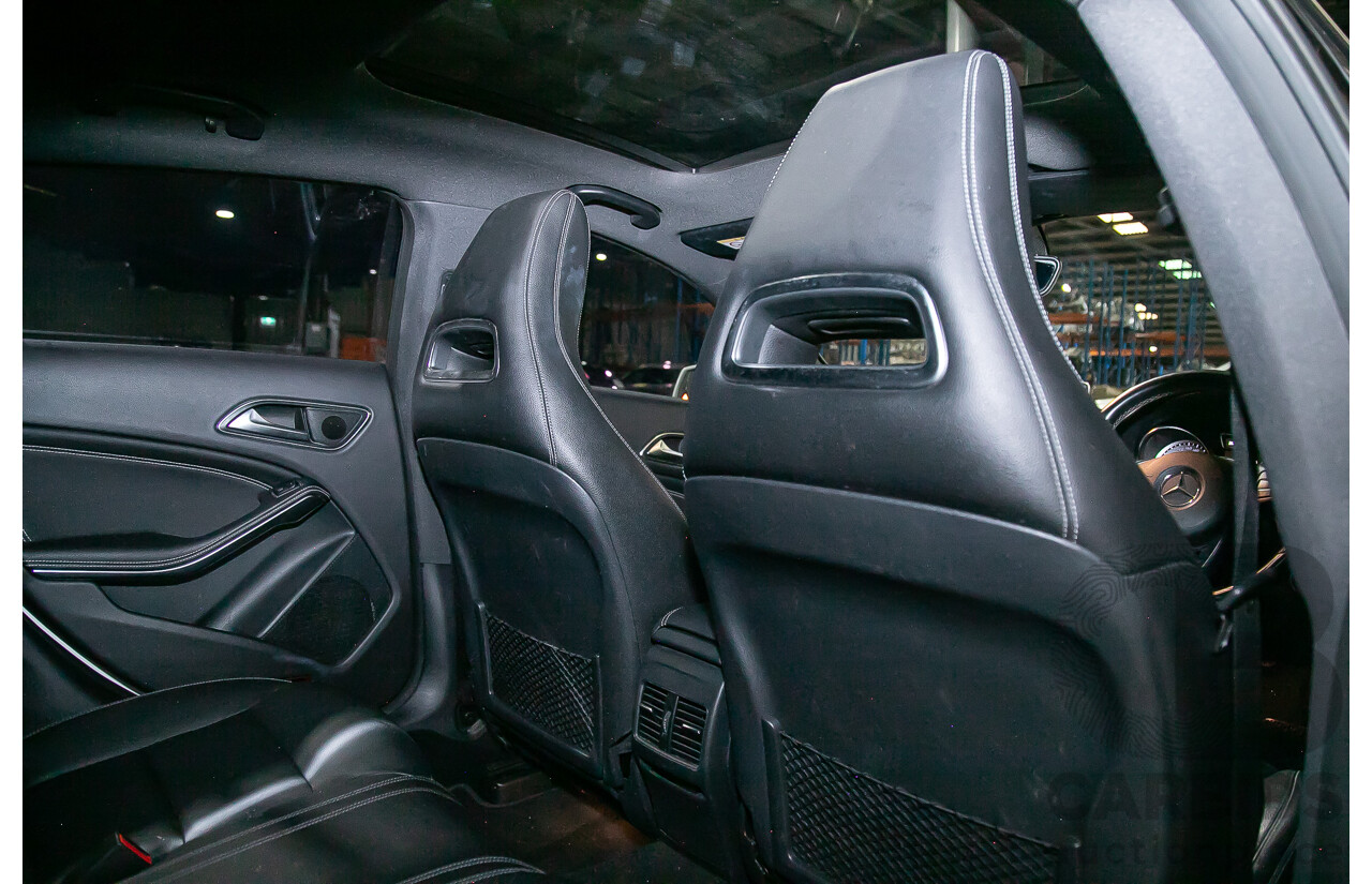 12/2015 Mercedes Benz CLA200 Shooting Brake 117 4d Wagon Calcite White Turbo 1.6L