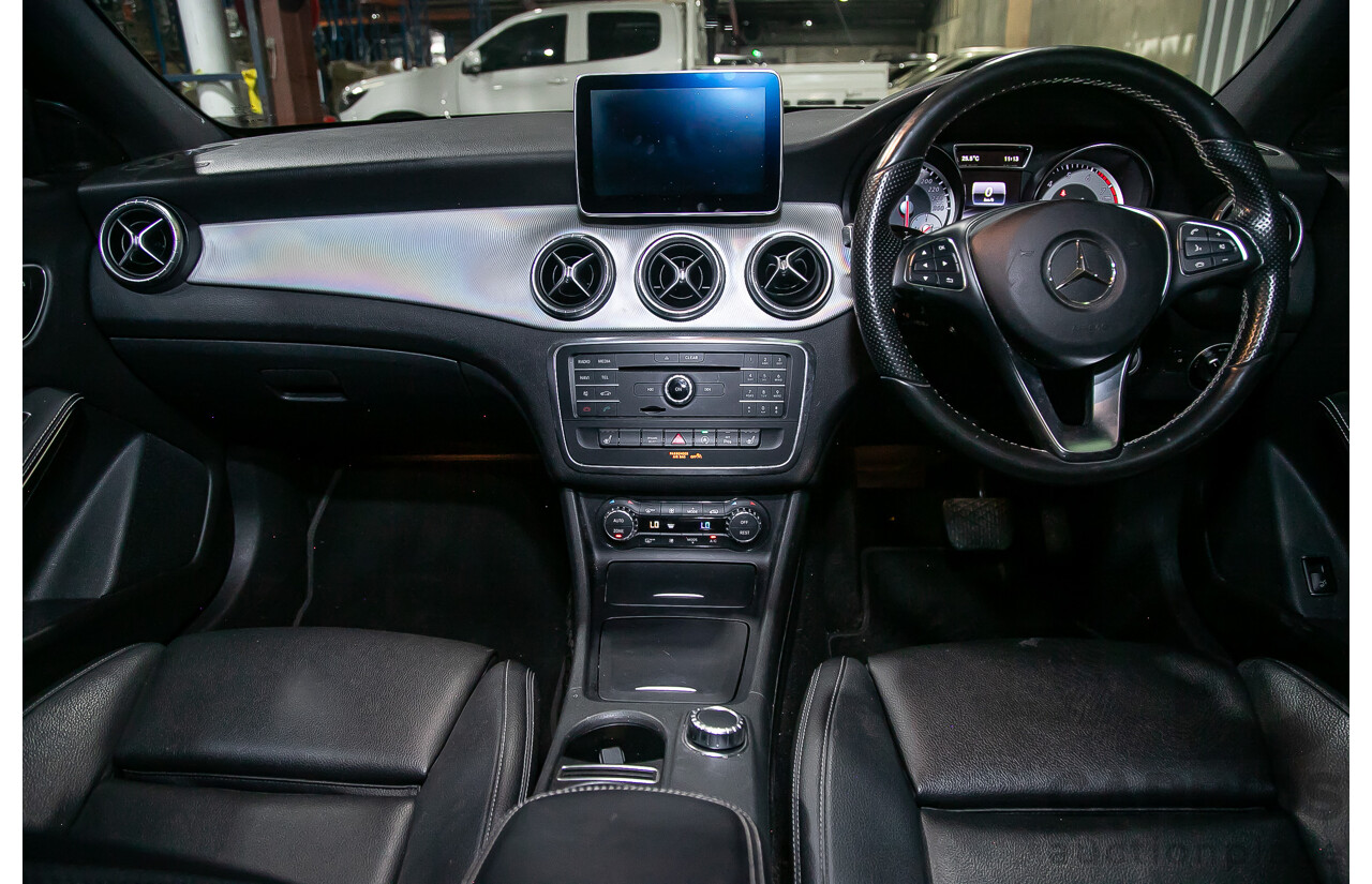 12/2015 Mercedes Benz CLA200 Shooting Brake 117 4d Wagon Calcite White Turbo 1.6L