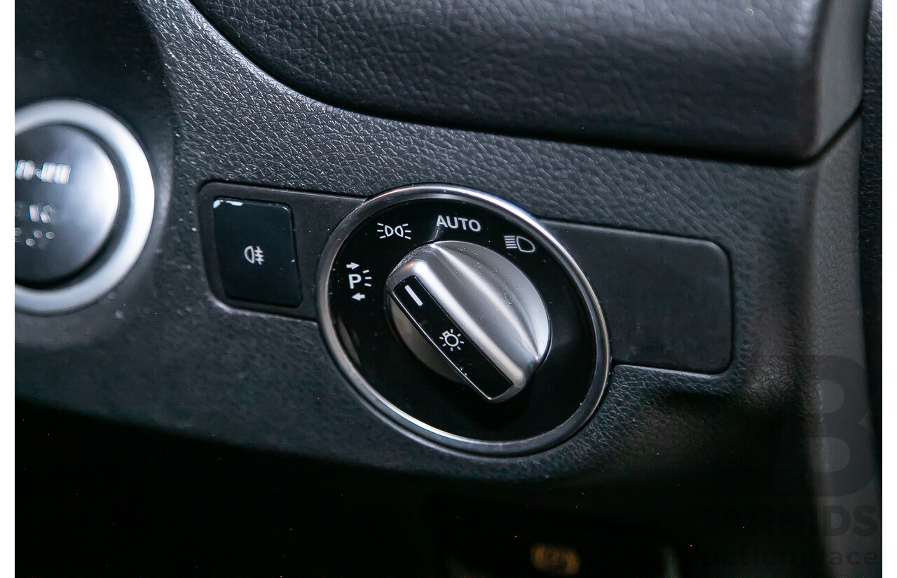 12/2015 Mercedes Benz CLA200 Shooting Brake 117 4d Wagon Calcite White Turbo 1.6L