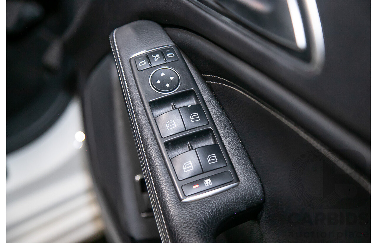 12/2015 Mercedes Benz CLA200 Shooting Brake 117 4d Wagon Calcite White Turbo 1.6L