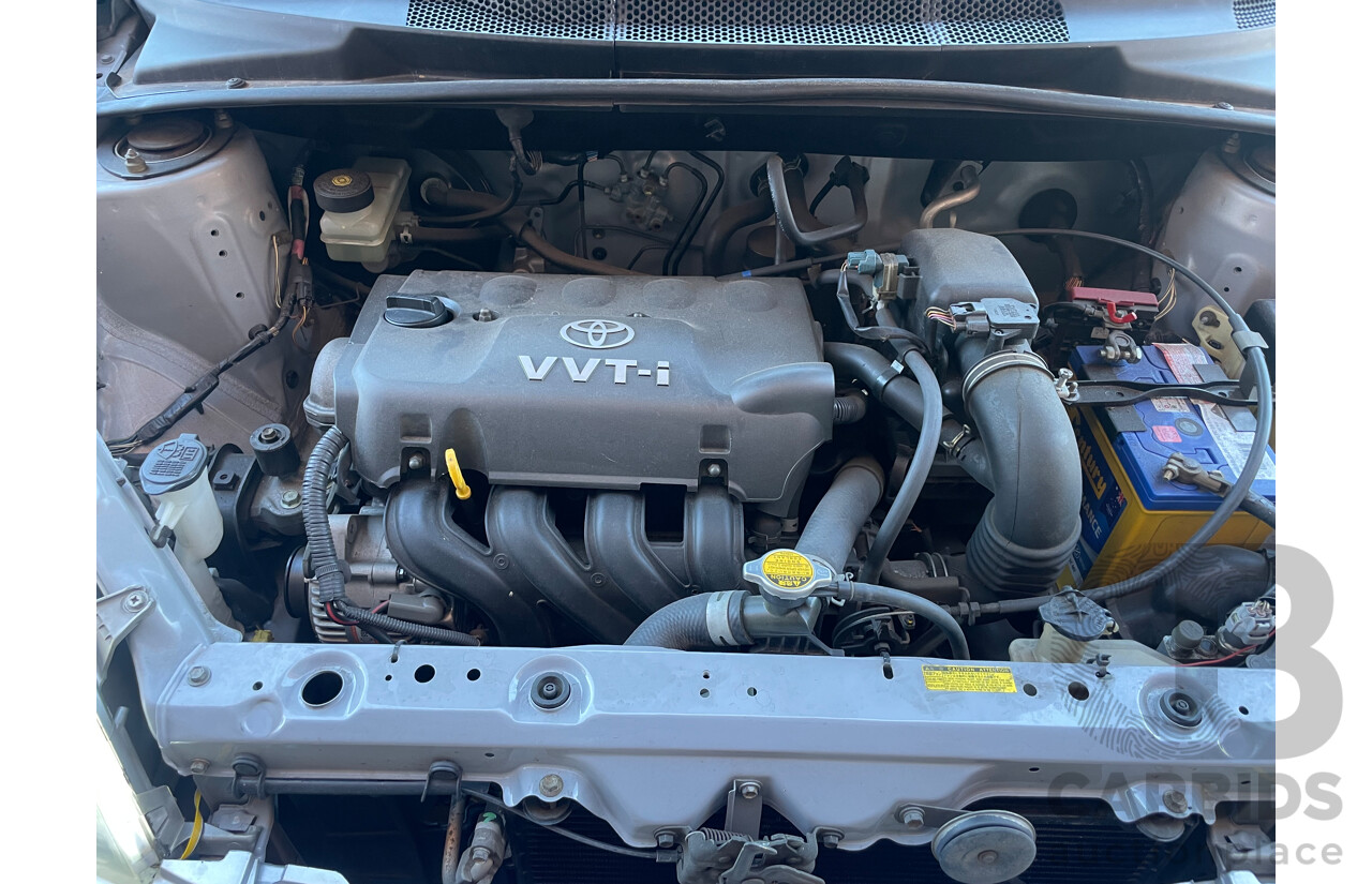 06/01 Toyota Echo  FWD NCP10R 5D Hatchback Silver  1.3L