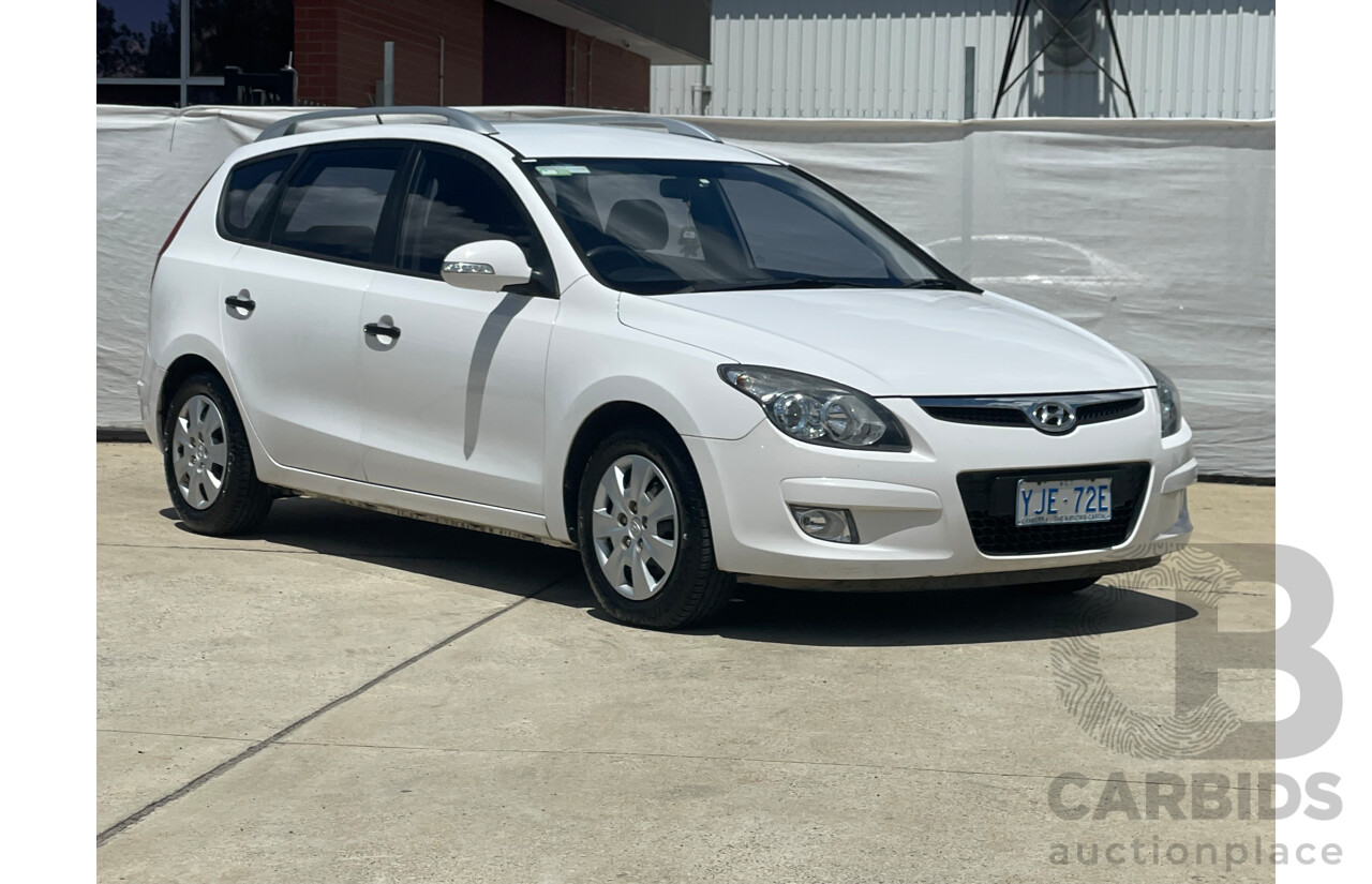 07/12 Hyundai I30 cw SX 1.6 CRDi FWD FD MY12 4D Wagon White 1.6L