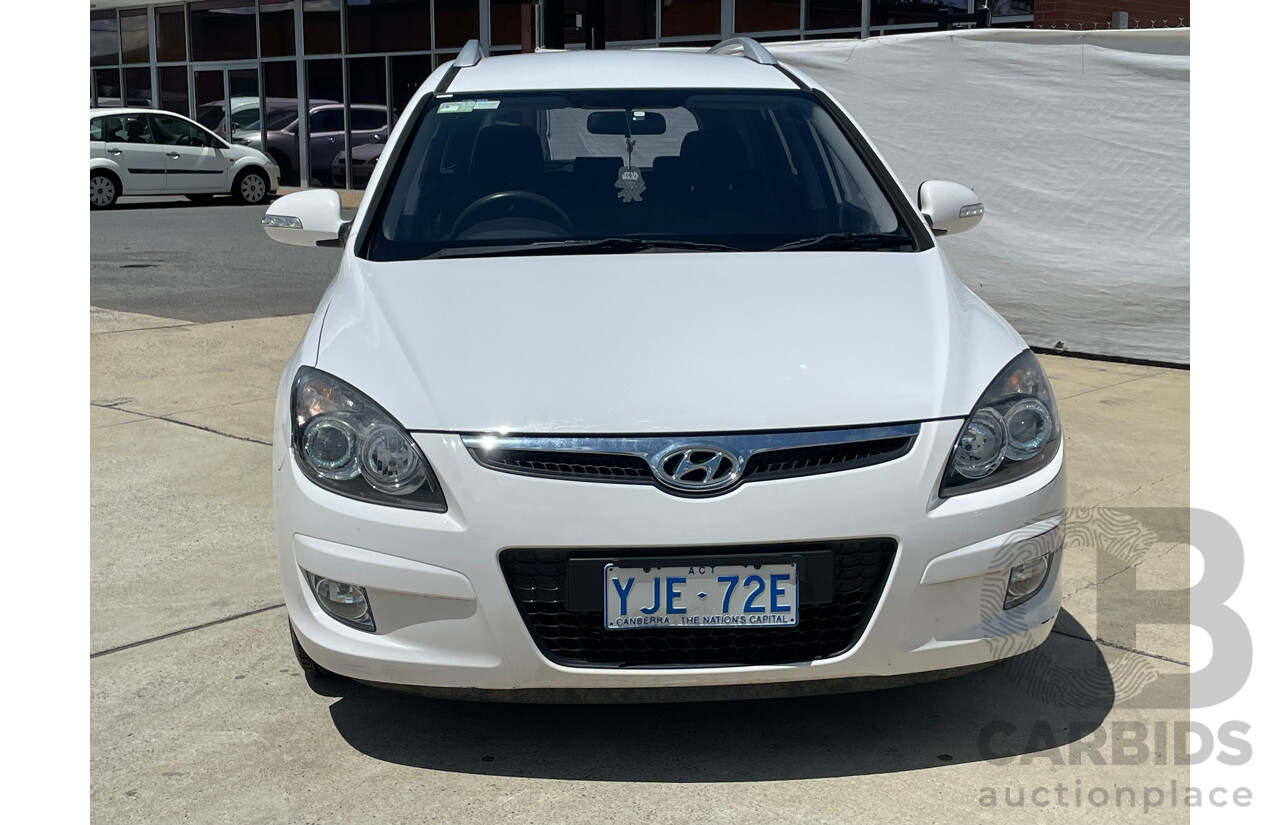 07/12 Hyundai I30 cw SX 1.6 CRDi FWD FD MY12 4D Wagon White 1.6L