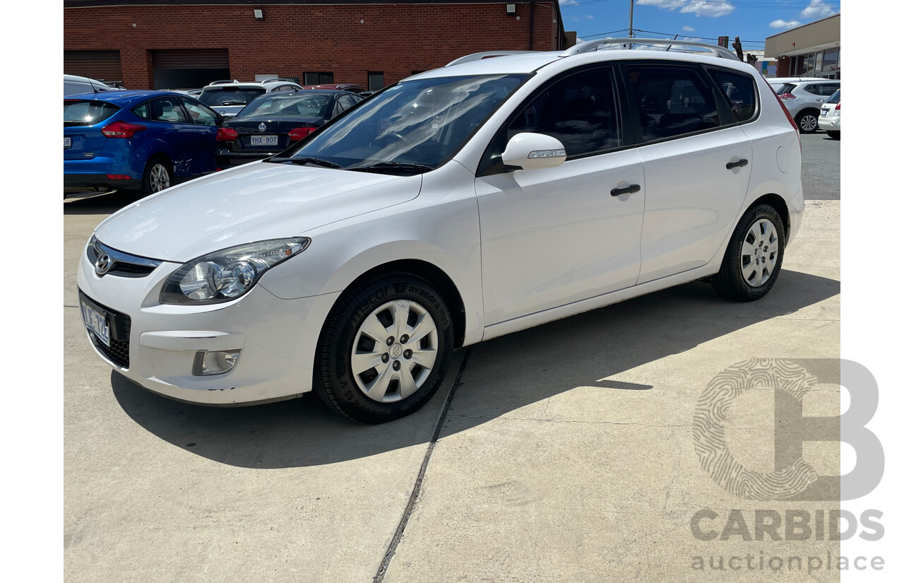 07/12 Hyundai I30 cw SX 1.6 CRDi FWD FD MY12 4D Wagon White 1.6L