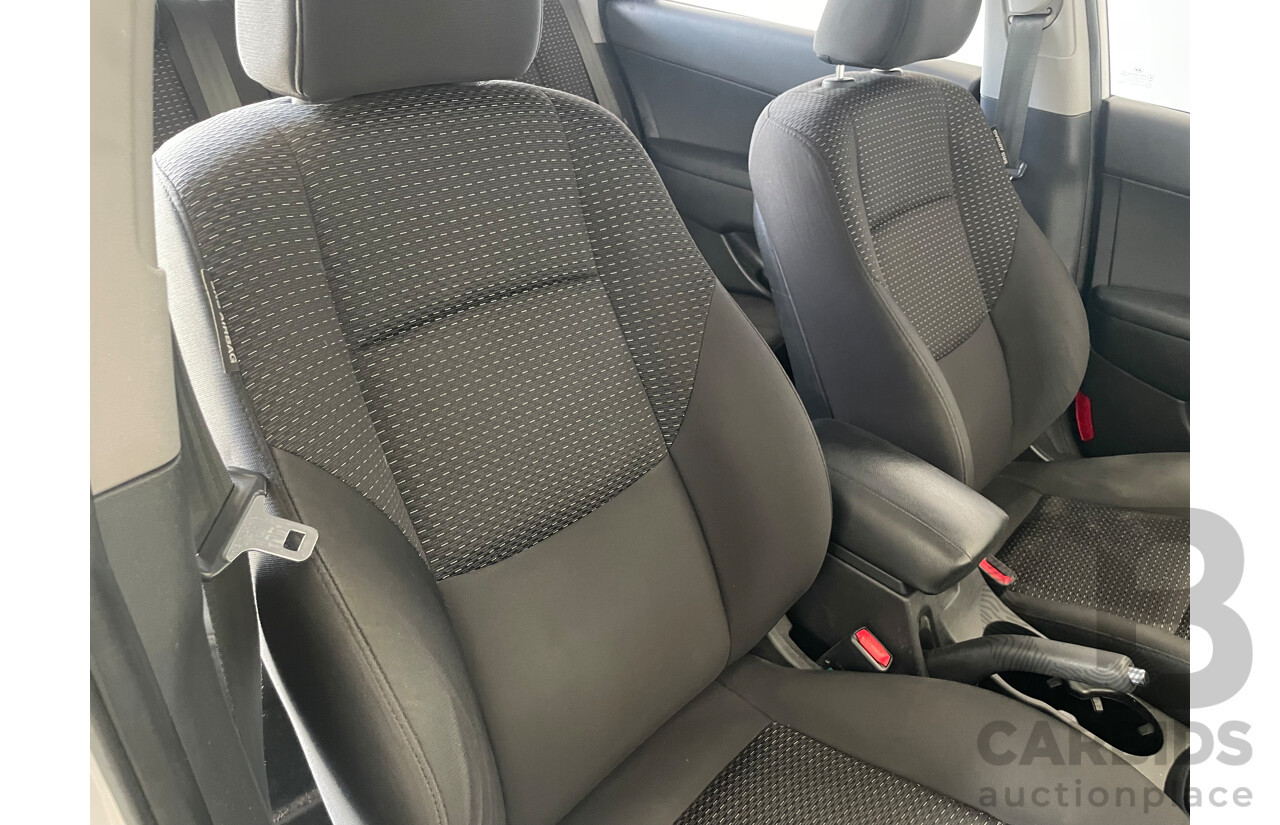 07/12 Hyundai I30 cw SX 1.6 CRDi FWD FD MY12 4D Wagon White 1.6L