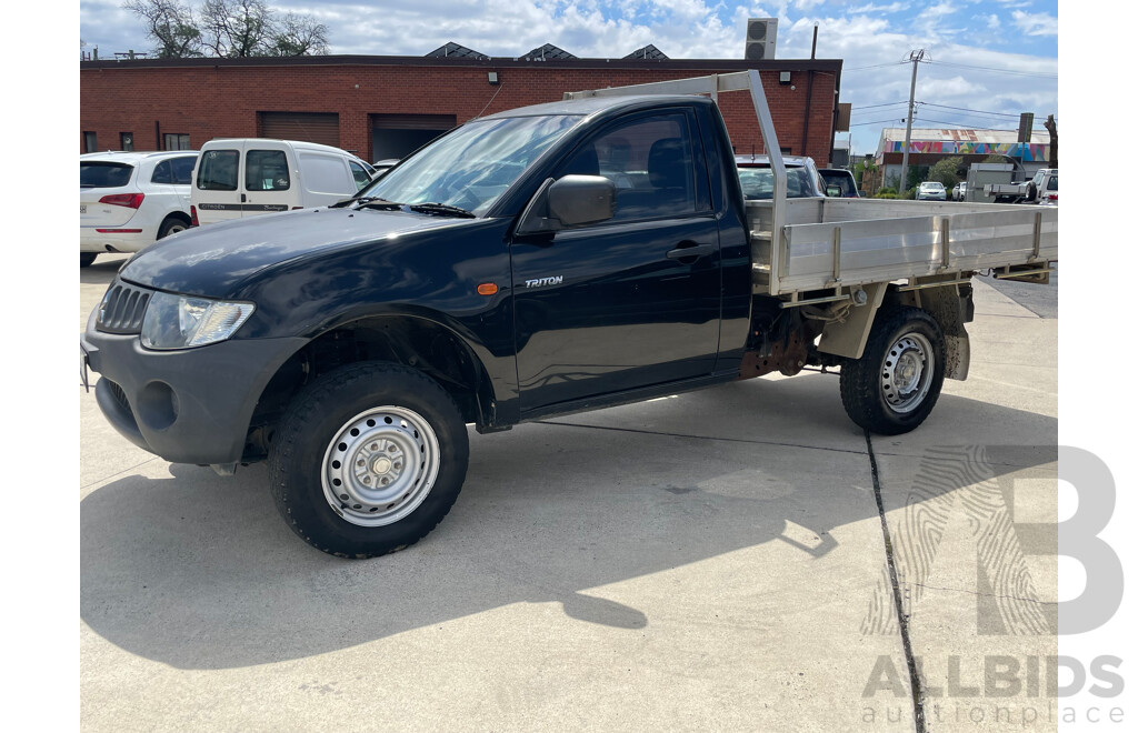 02/09 Mitsubishi Triton GL RWD - Lot 1521018 | CARBIDS