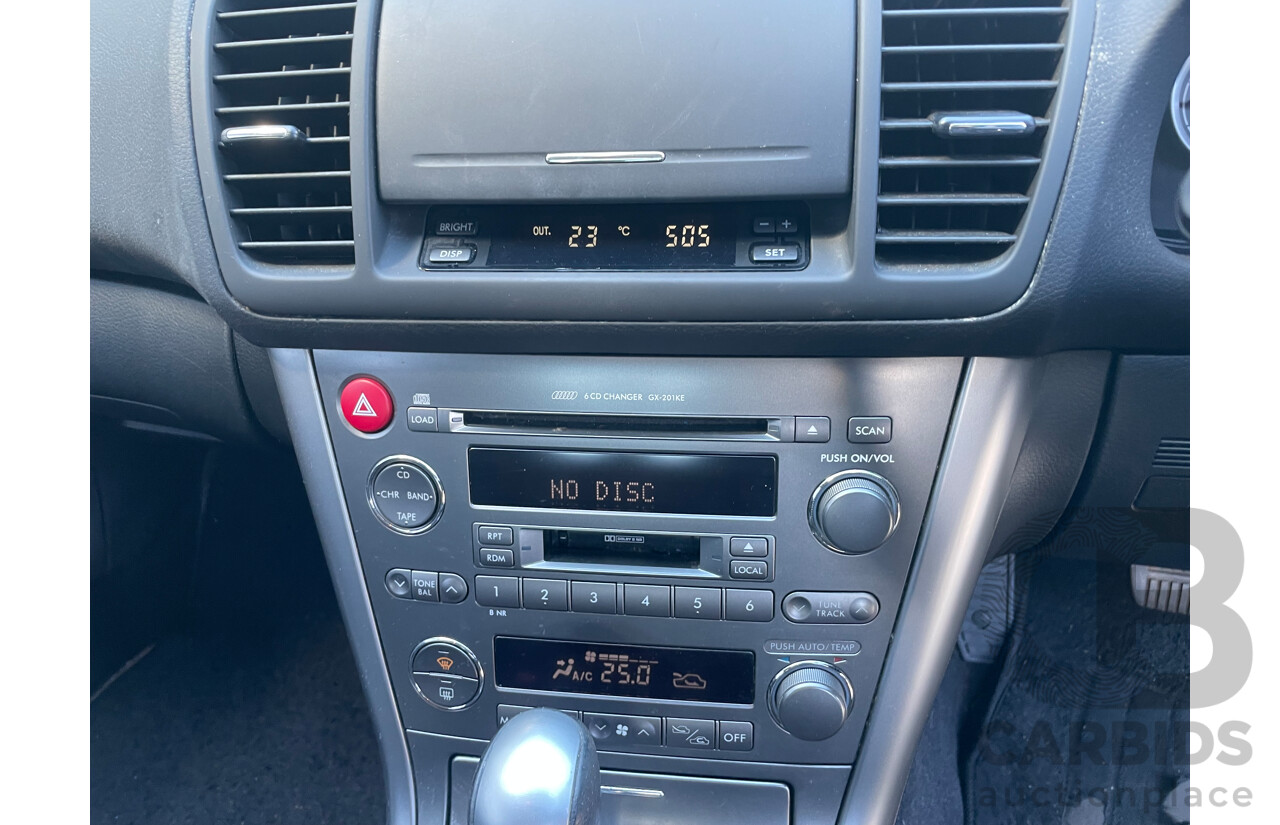 06/05 Subaru Outback 2.5i PREMIUM AWD AWD MY05 4D Wagon White 2.5L