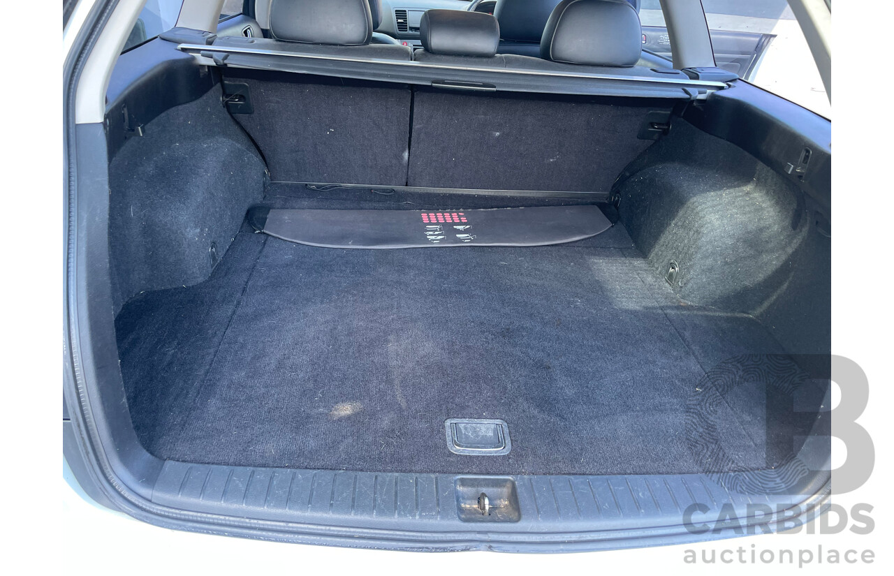 06/05 Subaru Outback 2.5i PREMIUM AWD AWD MY05 4D Wagon White 2.5L